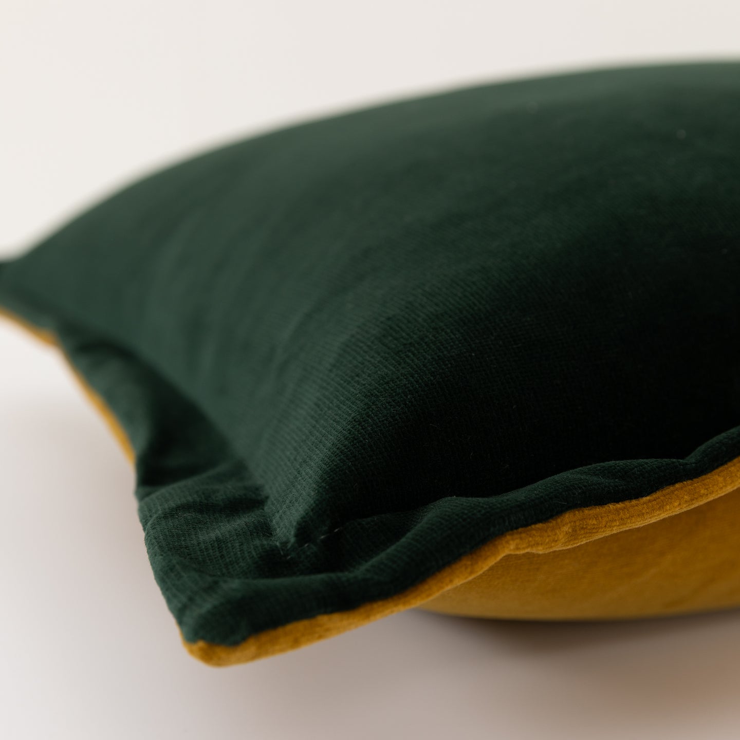 Sierkussen Royal Geel Groen