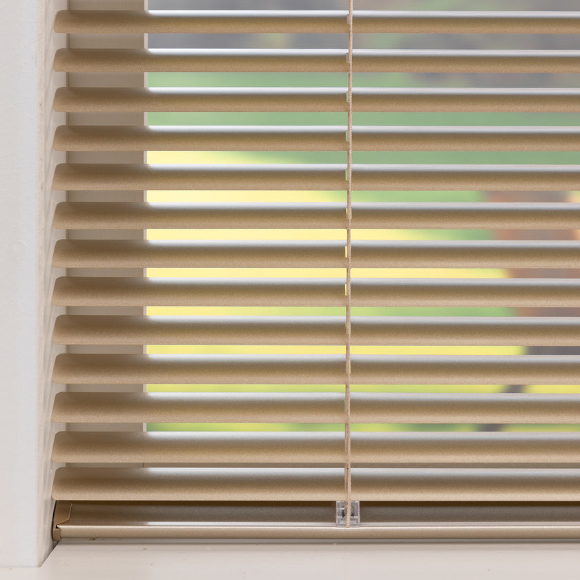 Aluminium jaloezie Jalu - Goud - 25 mm