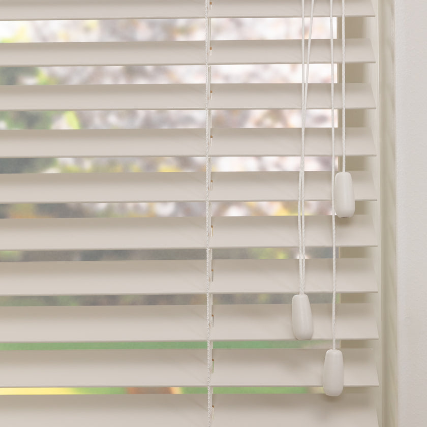 Houten jaloezie Lem - Off White - Lindehout - 50 mm