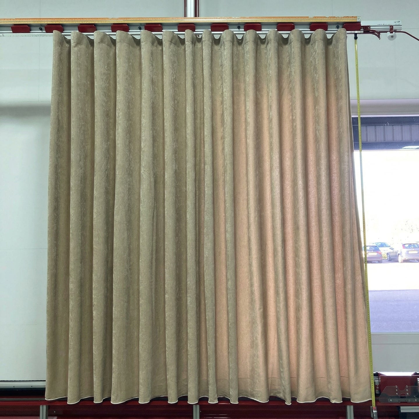 Champagne Overgordijn - 216 x 253,5 cm - Wave 8 cm | Pre-Loved